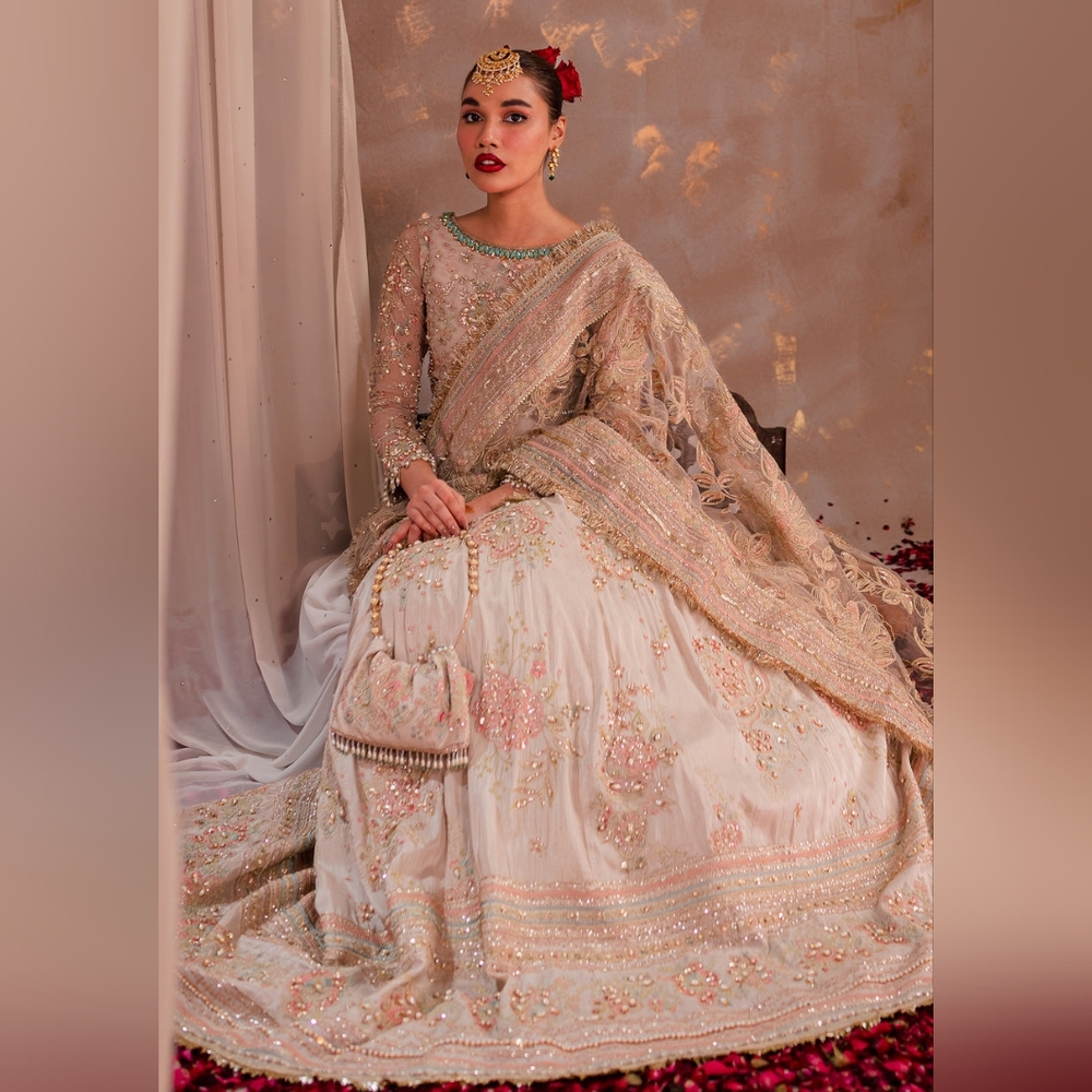 Batik 4pc pakistani Suit